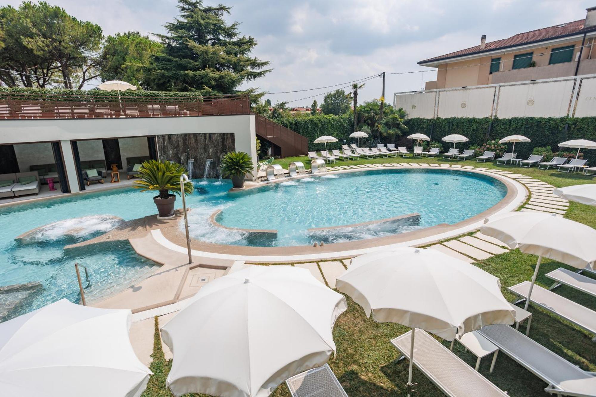 Hotel Quisisana Terme Абано-Терме Экстерьер фото