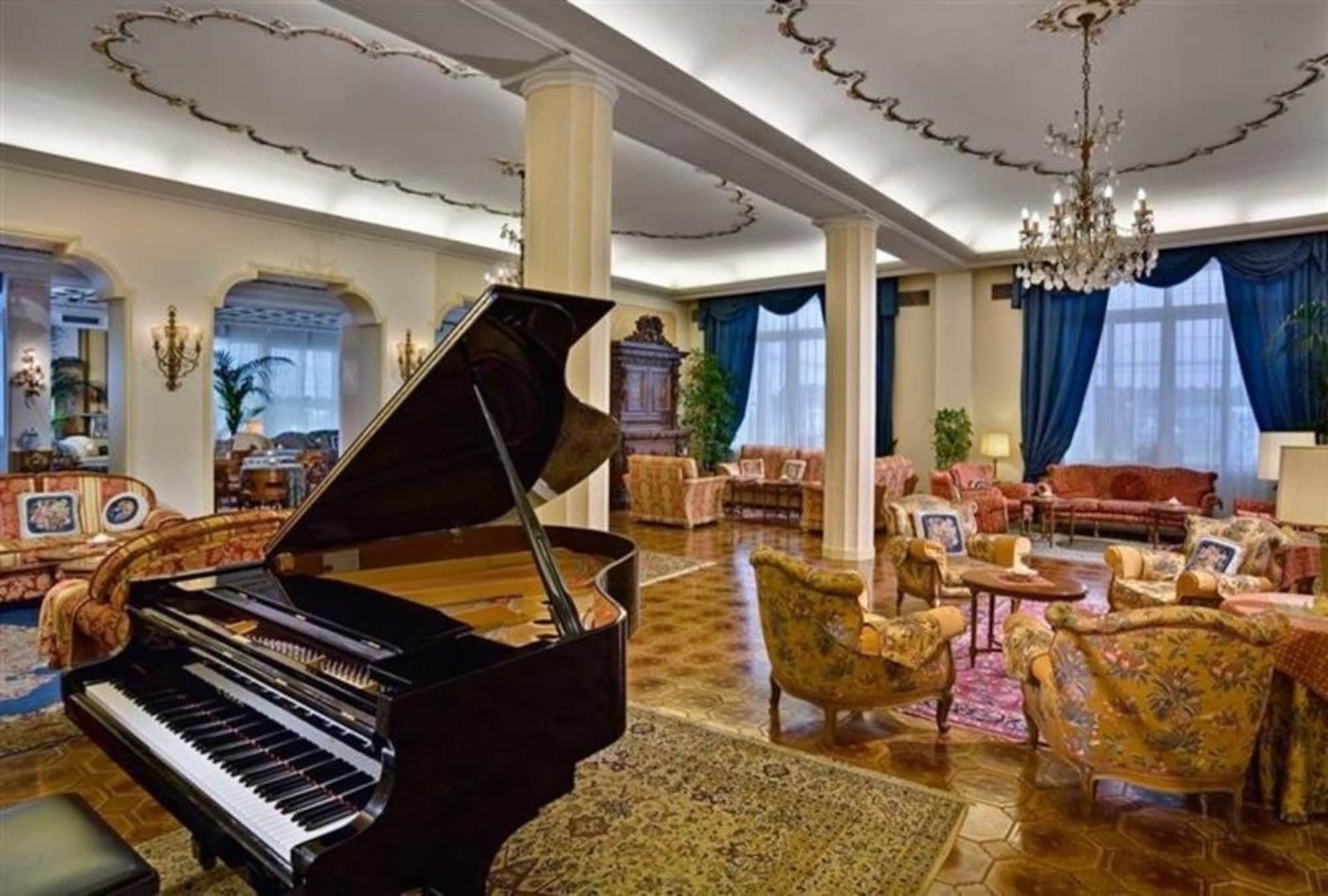 Hotel Quisisana Terme Абано-Терме Экстерьер фото